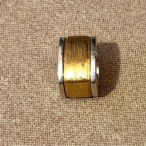 🆕Listing! Brighton Comb bead Cube covered in gold threads with silver ends